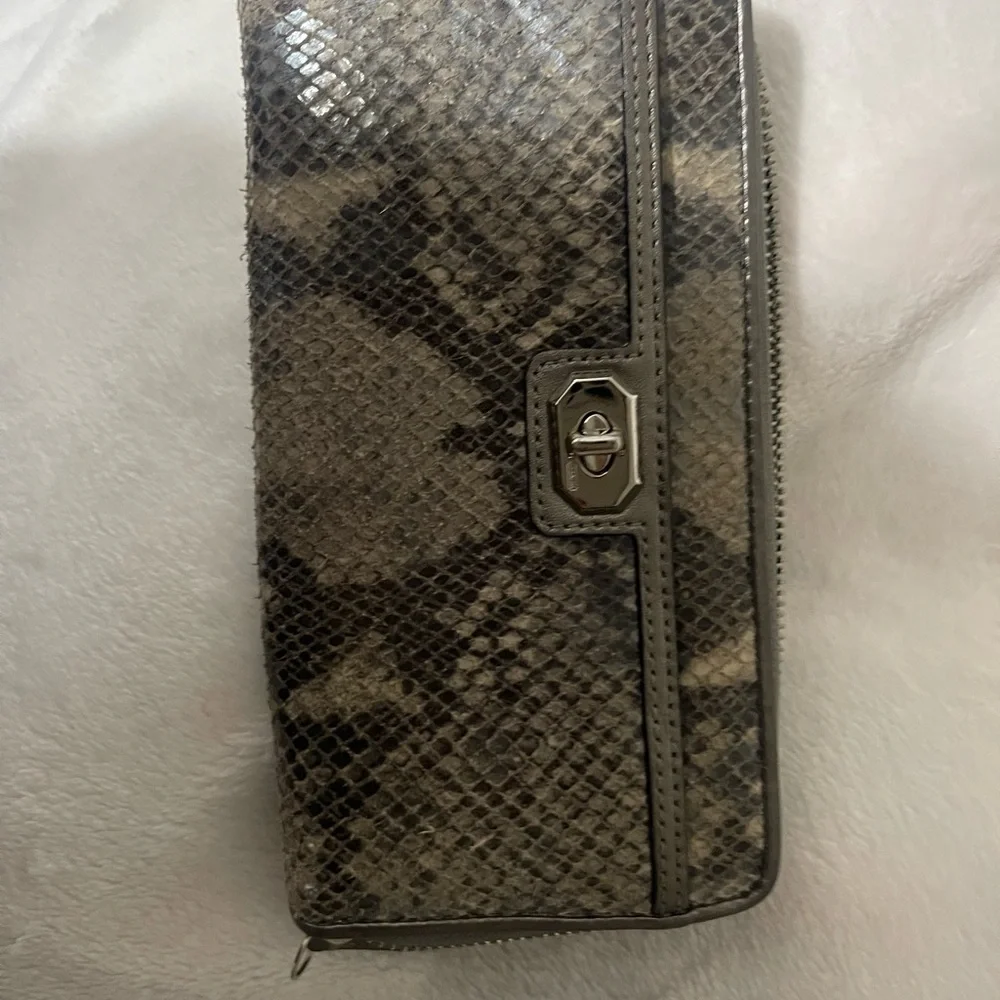 Coach wallet - Picture 1 of 4